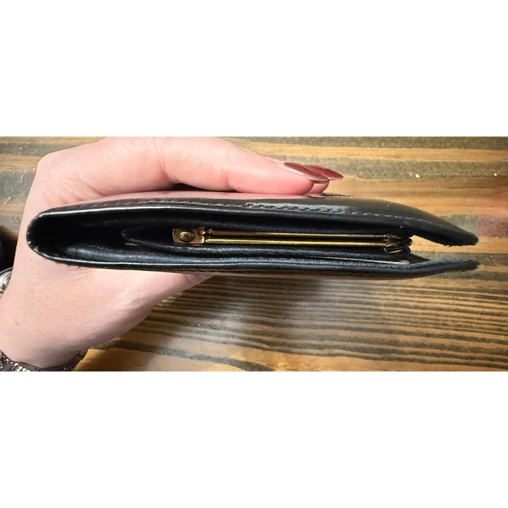 Authentic Chanel Black Patent Leather Bi Fold Wallet Clutch CC Logo Snap Closure